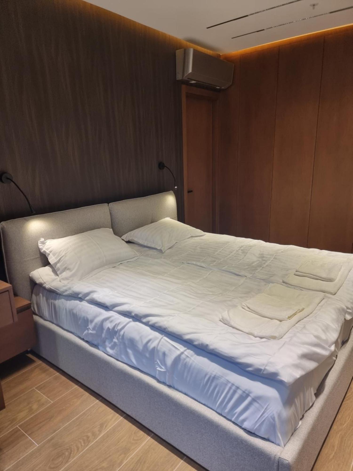 Premium Apartment In Porta Batumi Tower Esterno foto