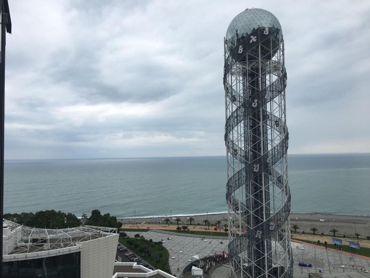 Premium Apartment In Porta Batumi Tower Esterno foto
