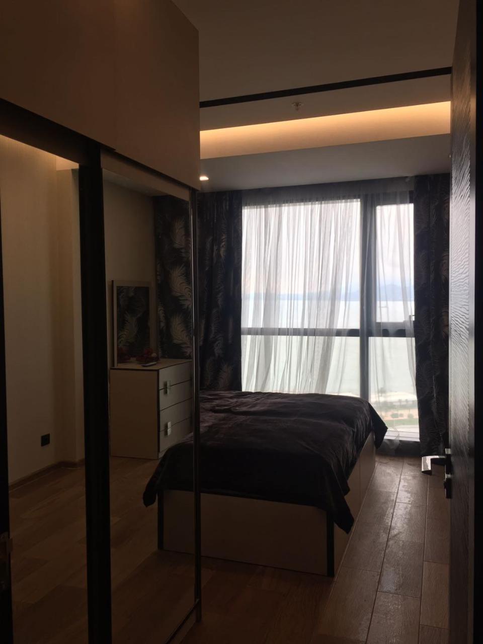 Premium Apartment In Porta Batumi Tower Esterno foto