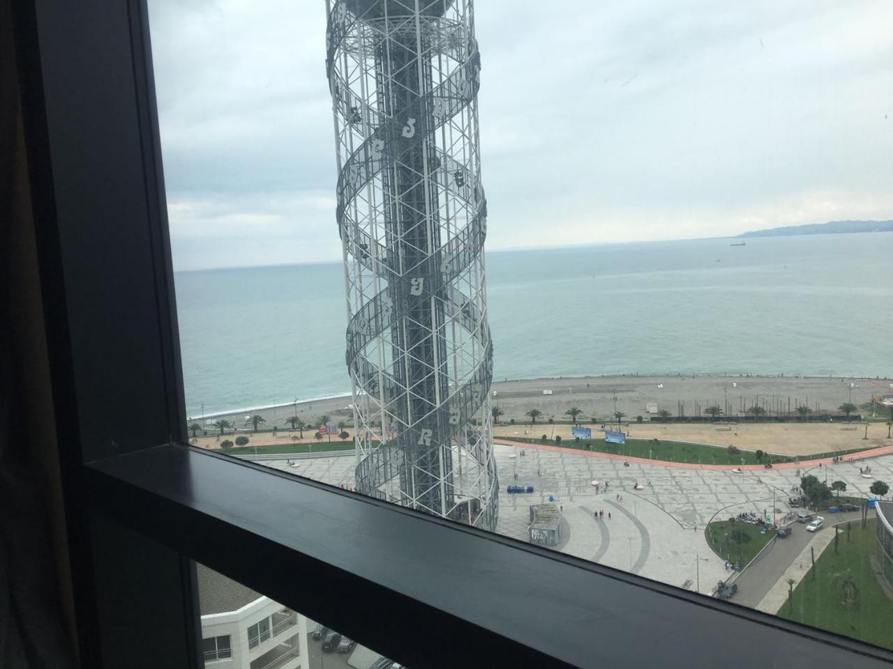 Premium Apartment In Porta Batumi Tower Esterno foto